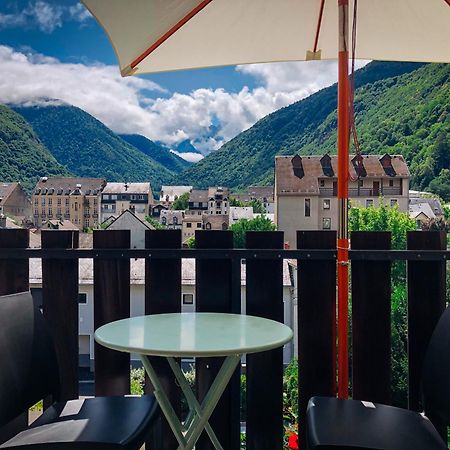 Cano'Py, Charmant 2 Pieces Avec Vue Montagne En Coeur De Ville Bagneres-de-Luchon Luaran gambar